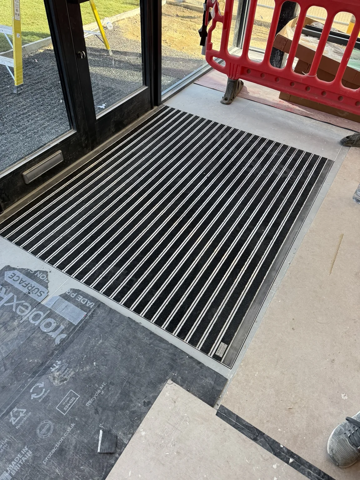 Entrance matting system